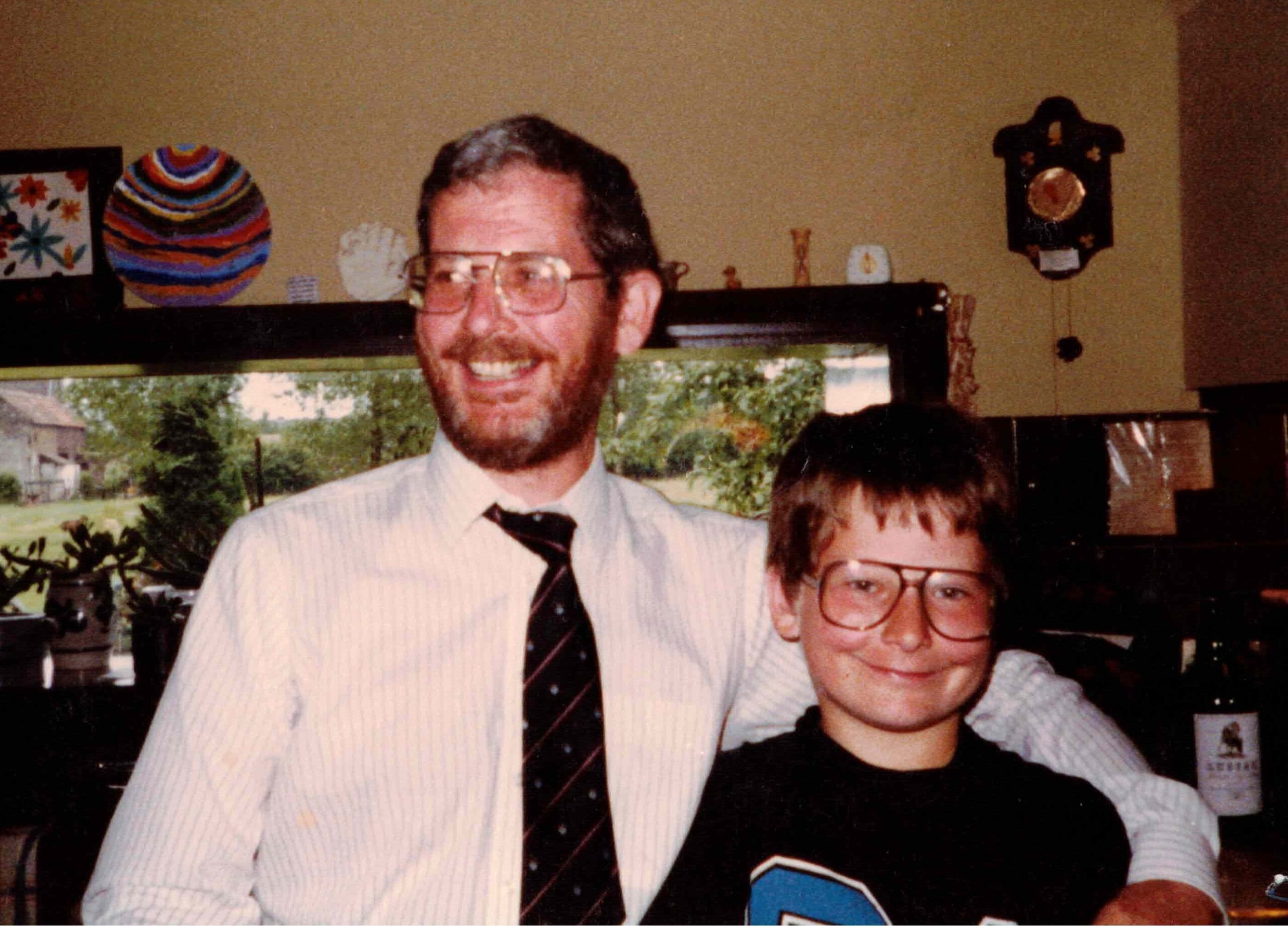 leo en bart vliegen juni 1982 Mijn vader Leo Vliegen en ik, juni 1982